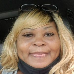 Meet your Posher, Ceola